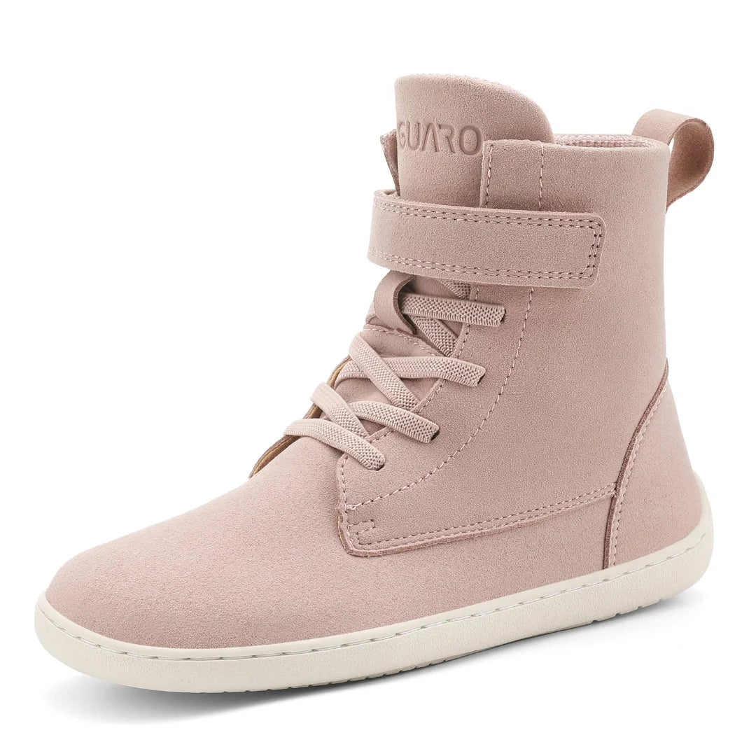 Bota de invierno respetuosa color rosa con suela flexible y forro de lana.