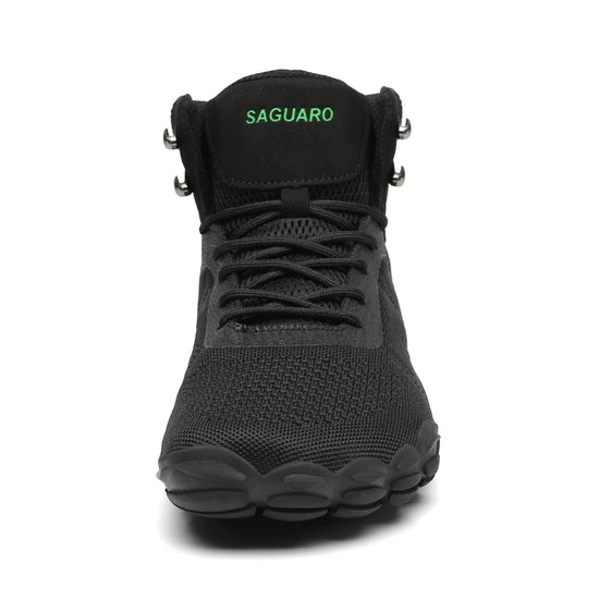 Botas respetuosas con horma ancha Saguaro Vitality V negras, espacio real para los dedos que mejora el equilibrio.