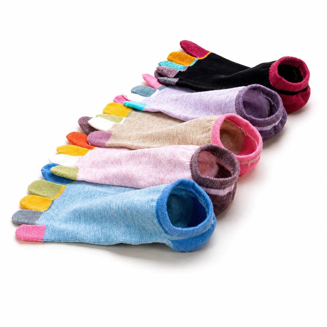 Pack de calcetines con dedos running e invisibles marca Sowilo en colores lila, celeste, negro, beige y rosa para calzado respetuoso.