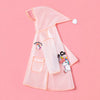 Capa de lluvia para niñas impermeable color rosa con diseño de unicornio Fantasy Steps, capa protectora transpirable para playa o colegio en Chile.