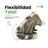 Zapatilla deportiva verde totalmente torsionada demostrando su gran flexibilidad técnica.