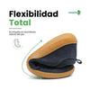 Saguaro Dream I azul doblado demostrando flexibilidad natural barefoot.