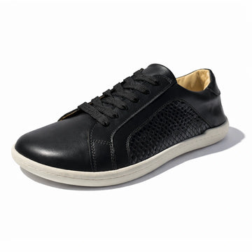 MOKA cuero negro trama vista principal detalle — zapato barefoot artesanal textura cuero Chile