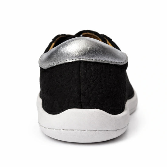 MOKA cuero negro barefoot vista trasera — zapato artesanal zero drop mujer Chile