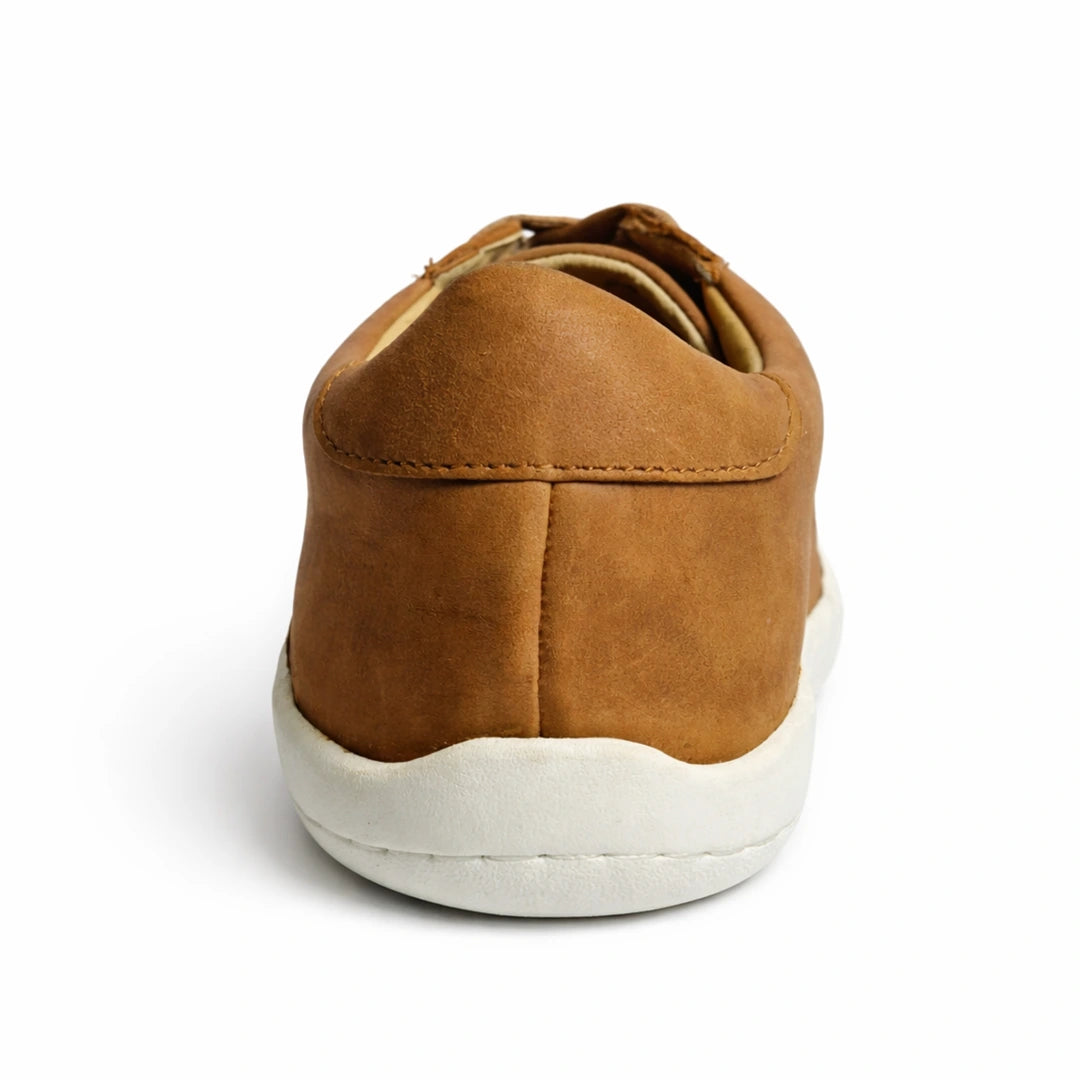 MOKA cafe cuero mujer vista trasera — zapato barefoot artesanal color cafe zero drop Chile