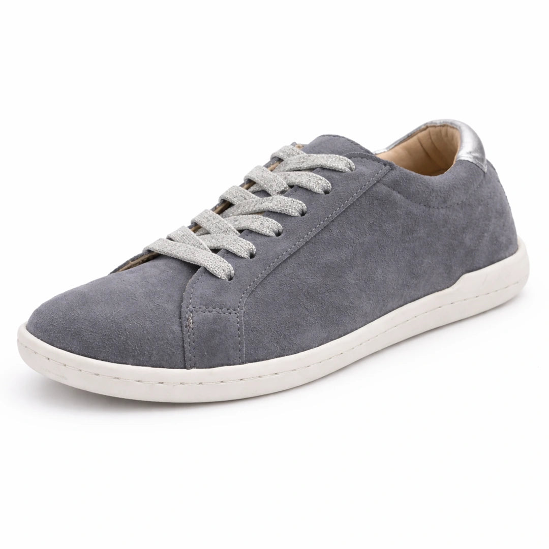 MOKA cuero gamuza gris mujer vista principal — zapato barefoot artesanal hecho en Chile