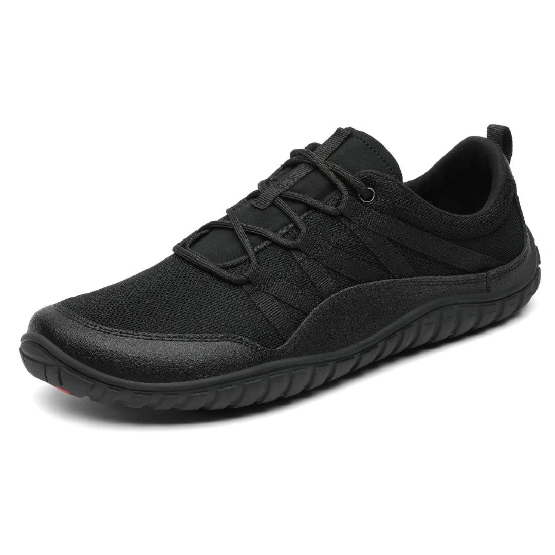 Zapatilla barefoot trail negra Saguaro Forestep resistente.