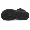 Suela de caucho flexible para zapatillas anchas infantiles con máximo agarre.