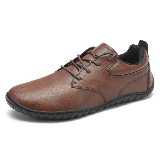 Zapatillas ergonómicas de cuero para hombre Saguaro Noble IV, diseño minimalista con horma ancha para calzado respetuoso en Chile.