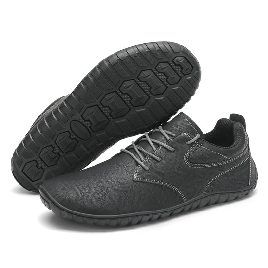 Zapatos de horma ancha para hombre Saguaro Noble IV negros, zapatillas respetuosas que evitan la presión en el empeine en Chile.